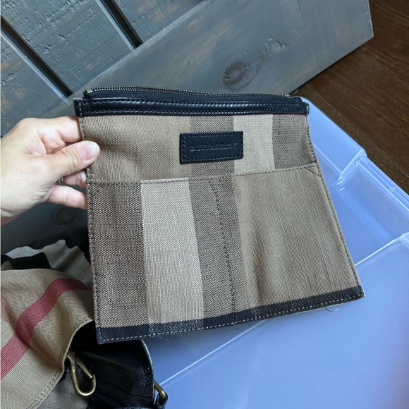 Burberry Shoulder Bag (with clutch insert) - Picture 7 of 9